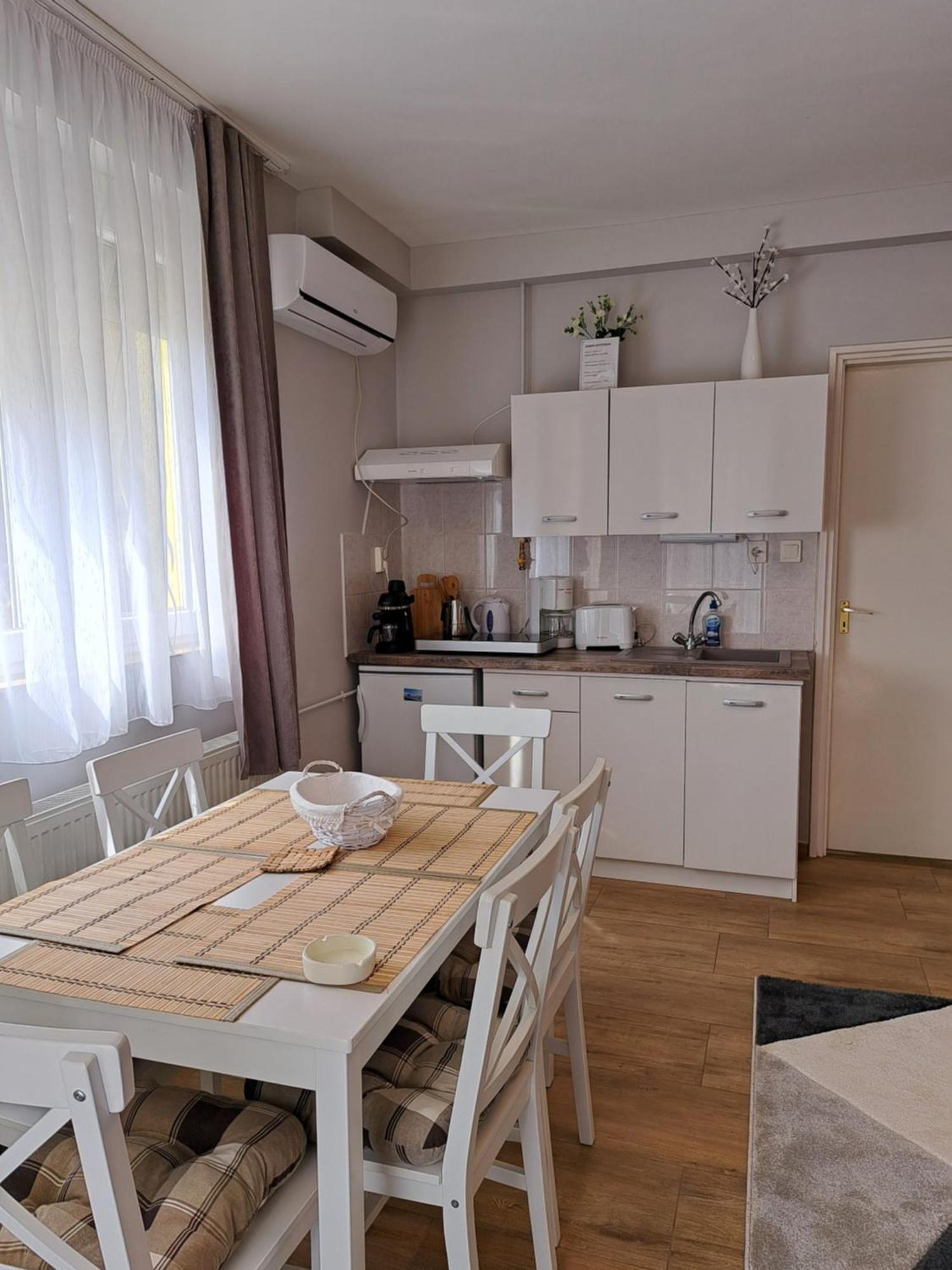 Jazmin Apartman Залакарос Екстериор снимка