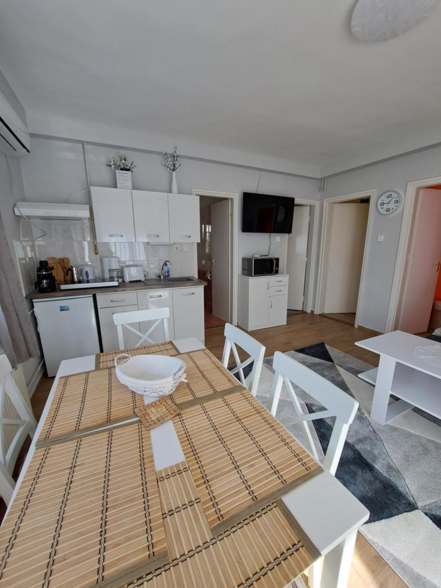 Jazmin Apartman Залакарос Екстериор снимка